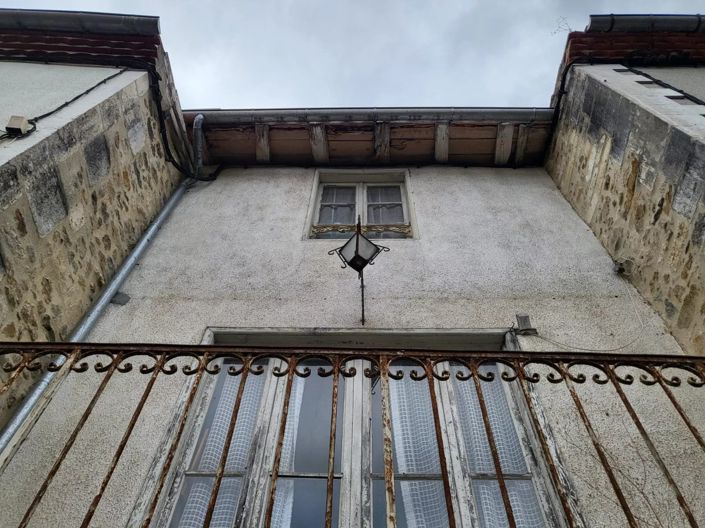 Image No.9-2 Bed House for sale