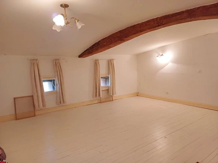 Image No.11-5 Bed House for sale