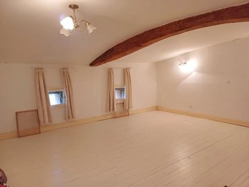 e5a27993d39b78c4070009f6c3aac5d5834869eaea102