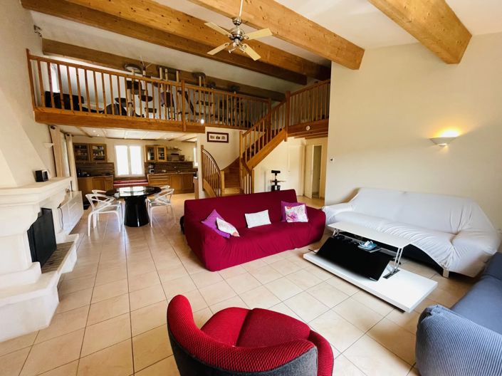 Image No.4-5 Bed House for sale