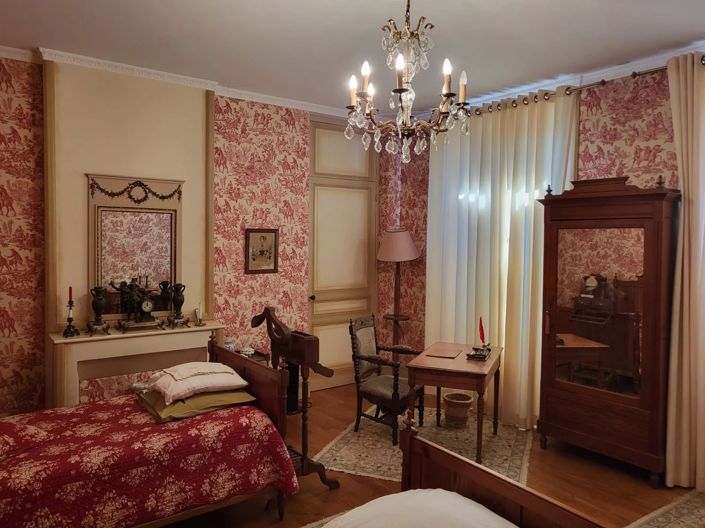 Image No.10-4 Bed House for sale