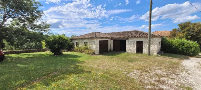 Image No.15-4 Bed House for sale