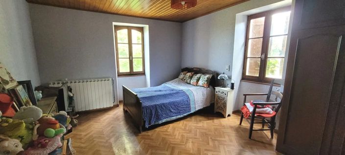 Image No.5-4 Bed House for sale