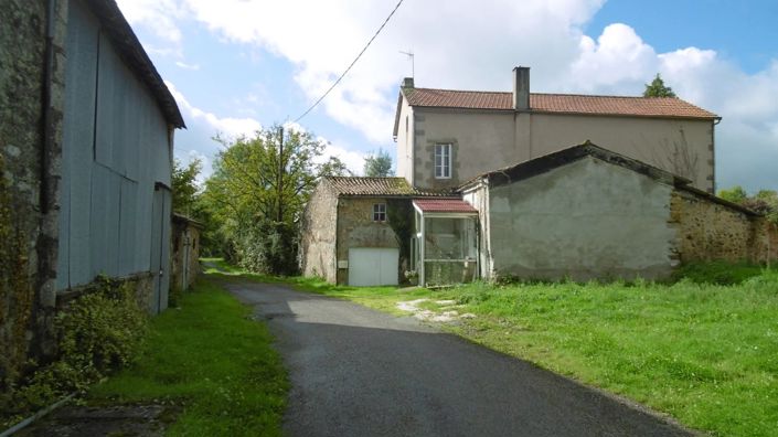 Image No.15-Maison de 4 chambres à vendre à La Chapelle-Saint-Étienne