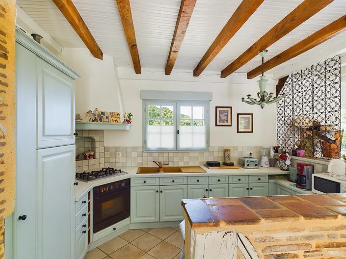 Image No.4-5 Bed House for sale