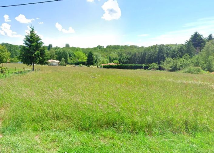 Image No.2-Propriété à vendre à Nontron