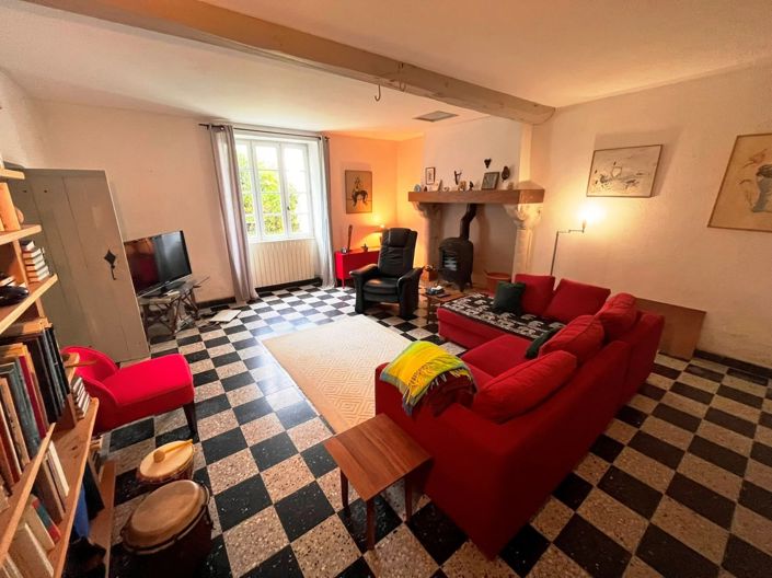 Image No.3-Maison de 5 chambres à vendre à Salles-Lavalette