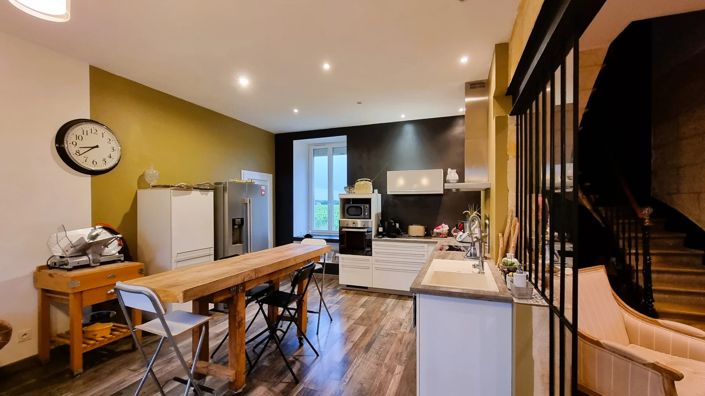 Image No.4-4 Bed House for sale