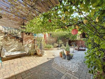 4e9773661b1d69eb0dc5712d18d63bbe6fd542fa5b192