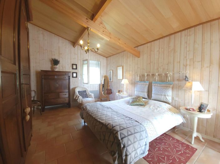 Image No.4-4 Bed House for sale