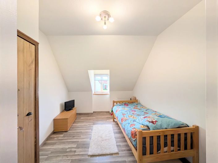 Image No.13-4 Bed House for sale