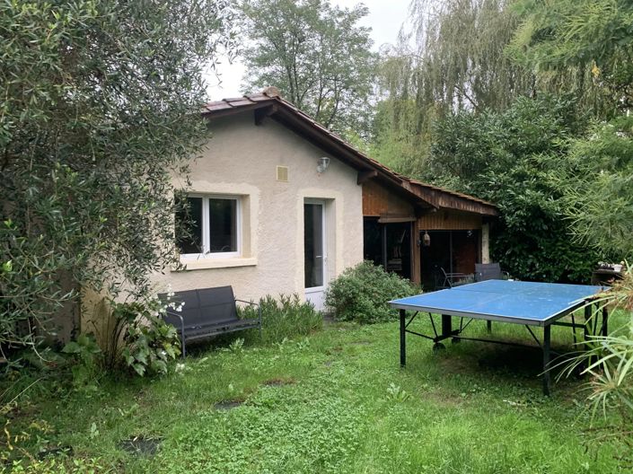 Image No.10-3 Bed House for sale