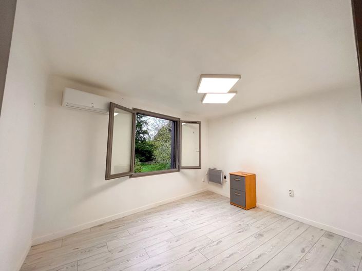 Image No.11-Maison de village de 4 chambres à vendre à Souillac