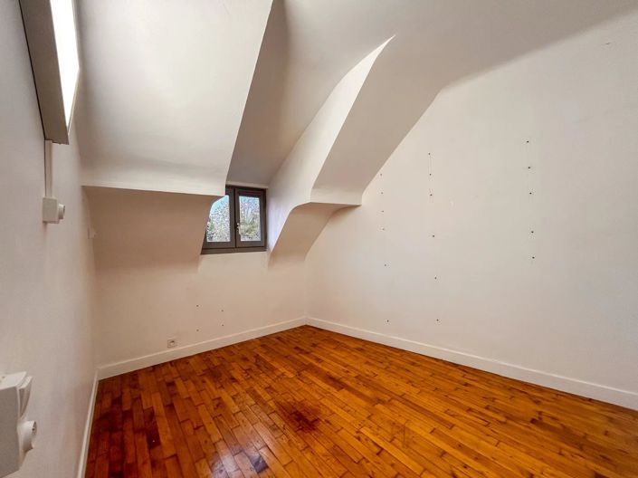 Image No.5-Maison de village de 4 chambres à vendre à Souillac