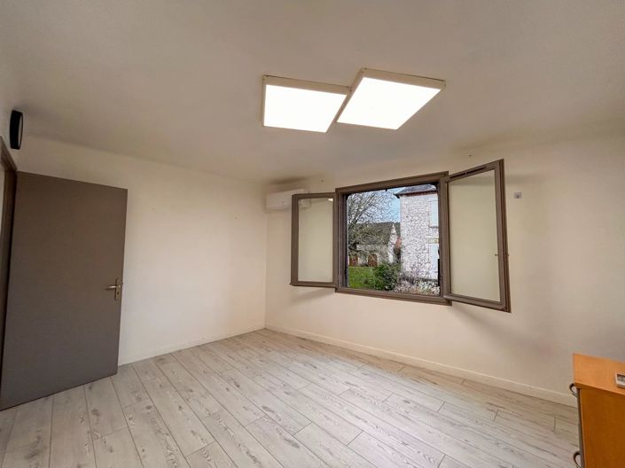 Image No.6-Maison de village de 4 chambres à vendre à Souillac