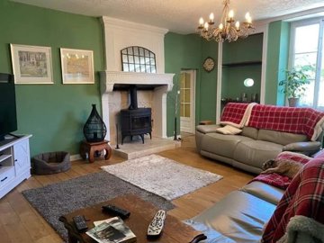 4e96d3fc3a535182078059909a05c9e270a6f3295d828