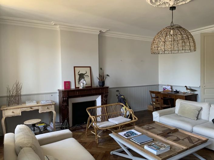 Image No.8-3 Bed House for sale