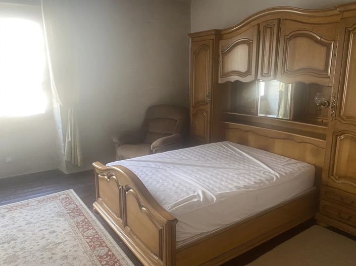 Image No.8-4 Bed Village House for sale