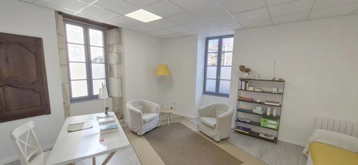 Image No.3-Maison de village de 4 chambres à vendre à Montcuq