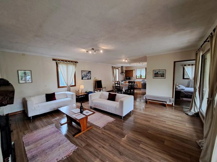 Image No.4-16 Bed House for sale