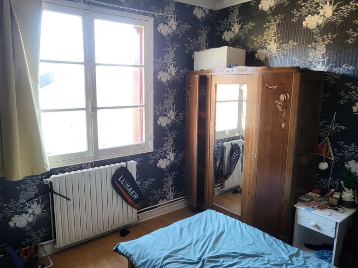 Image No.11-8 Bed House for sale