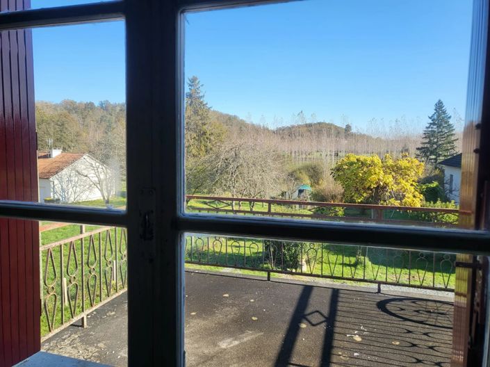 Image No.15-8 Bed House for sale