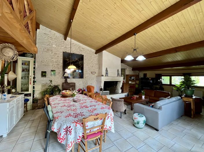 Image No.6-Maison de village de 3 chambres à vendre à Saint-Severin