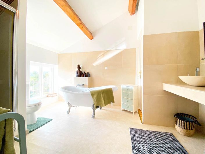 Image No.8-Maison de 11 chambres à vendre à Dompierre-les-Églises