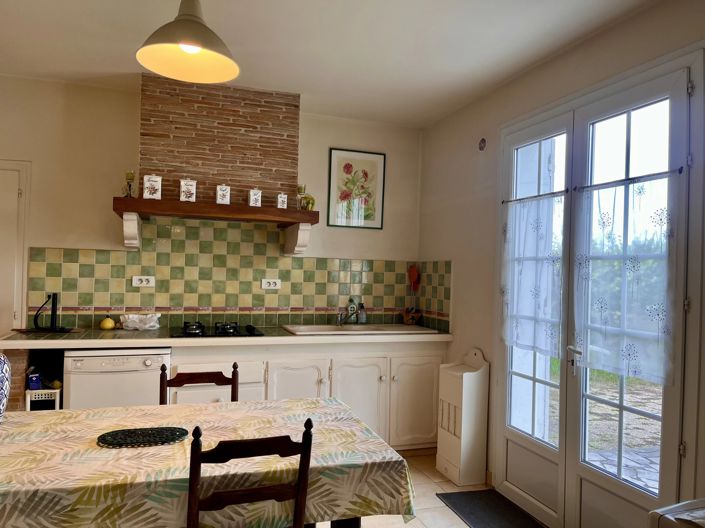 Image No.2-3 Bed House for sale