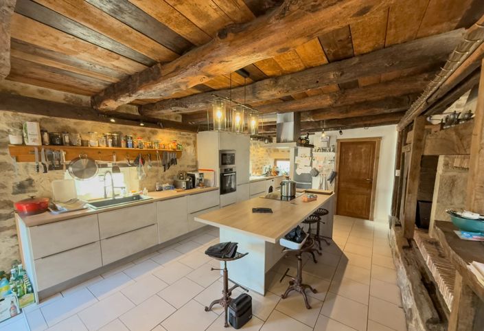 Image No.5-Maison de 7 chambres à vendre à Thiviers