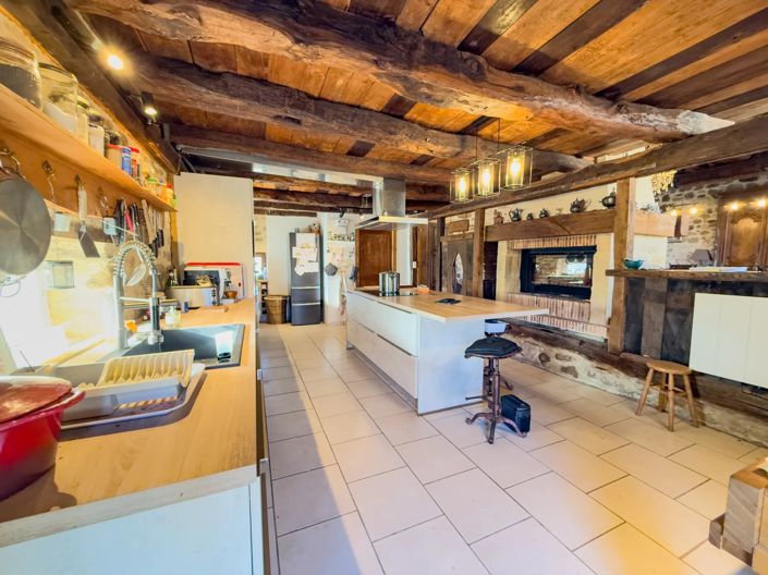 Image No.6-Maison de 7 chambres à vendre à Thiviers