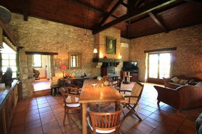 742477606dad624be7dcc8a38291825732d111855d192