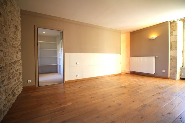 Image No.9-Maison de 5 chambres à vendre à Puy-l'Eveque