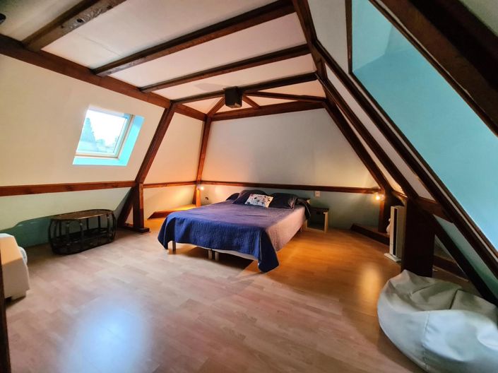 Image No.8-4 Bed House for sale