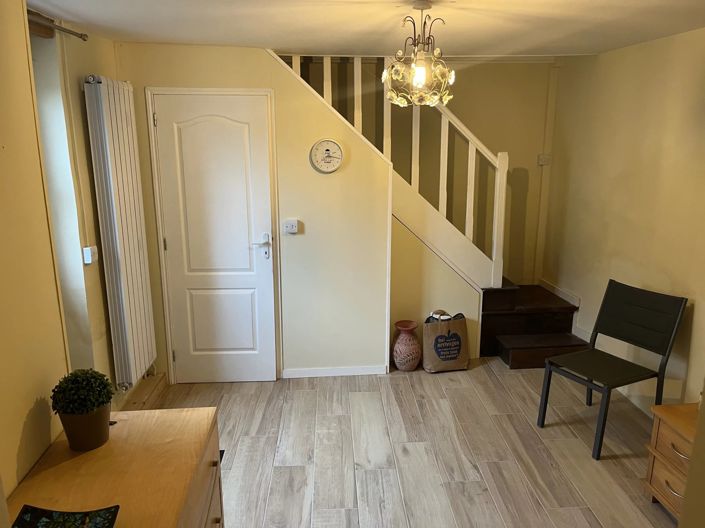 Image No.11-3 Bed House for sale