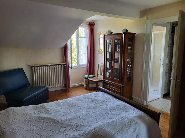 Image No.8-Maison de 4 chambres à vendre à Saint-Savin