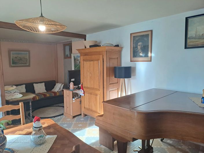 Image No.4-4 Bed House for sale