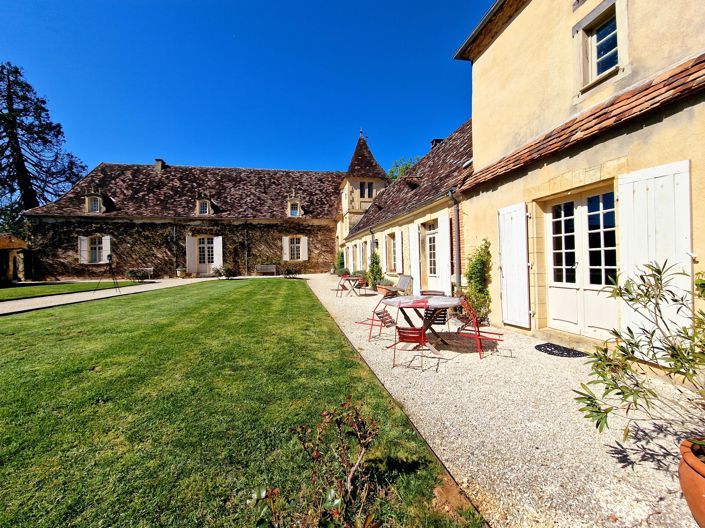 Image No.2-Maison de 8 chambres à vendre à Le Bugue