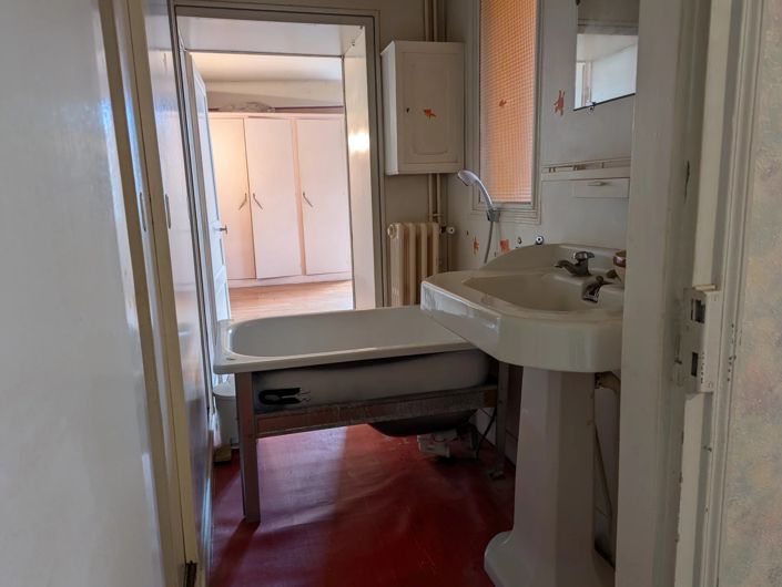 Image No.12-4 Bed Village House for sale