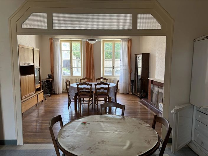 Image No.3-Maison de 3 chambres à vendre à Aubeterre-sur-Dronne