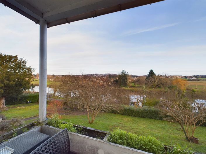 Image No.3-2 Bed House for sale