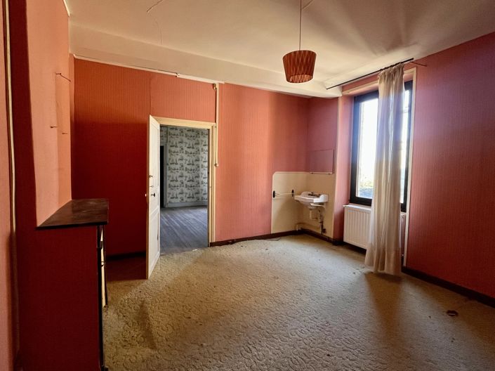 Image No.6-4 Bed Village House for sale