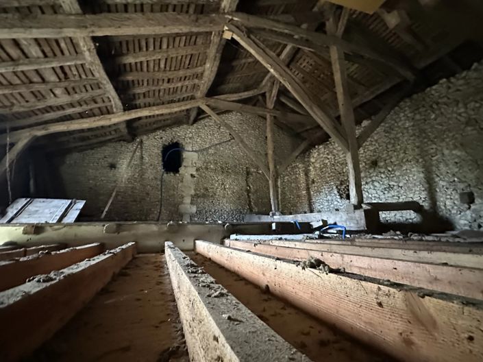 Image No.13-Maison de 1 chambre à vendre à Neuvic