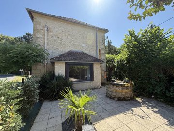 d5d43e2318a8dc69a06e2b0648fe869364f80990d8403