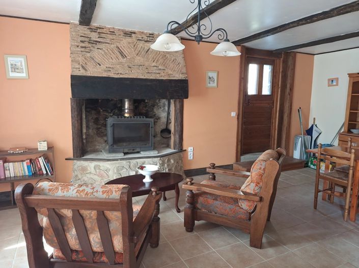 Image No.11-5 Bed House for sale