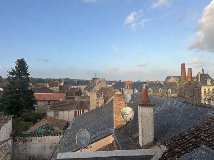 Image No.14-Commercial de 5 chambres à vendre à Saint-Savin