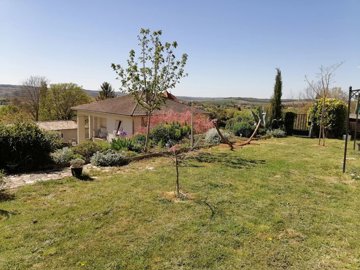 e8eaf2636de9c756bd350e2a58a0d8217a4f23a759192