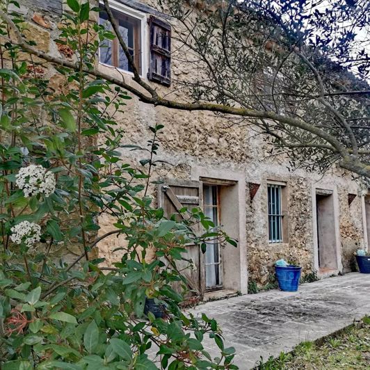 Image No.2-7 Bed House for sale