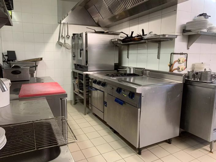 Image No.9-Commercial de 5 chambres à vendre à Gourdon