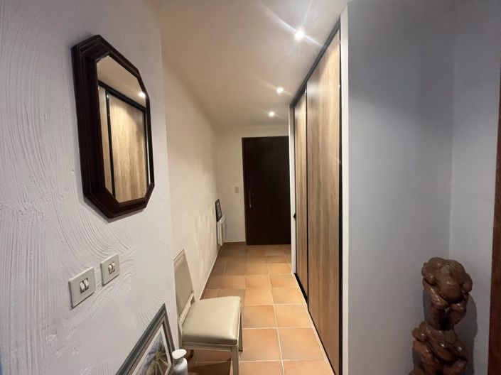 Image No.13-3 Bed House for sale